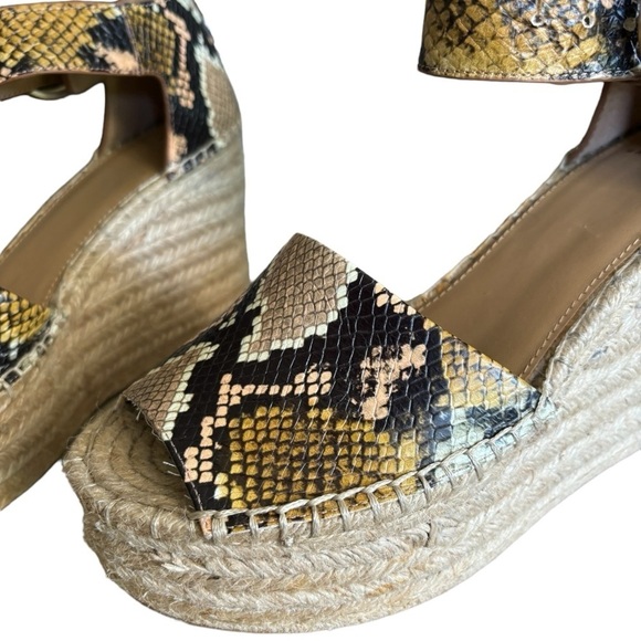 Marc Fisher MLALIDAS Leather Sandals Size 8.5 Open Toe Wedge with Ankle Strap - Picture 6 of 14